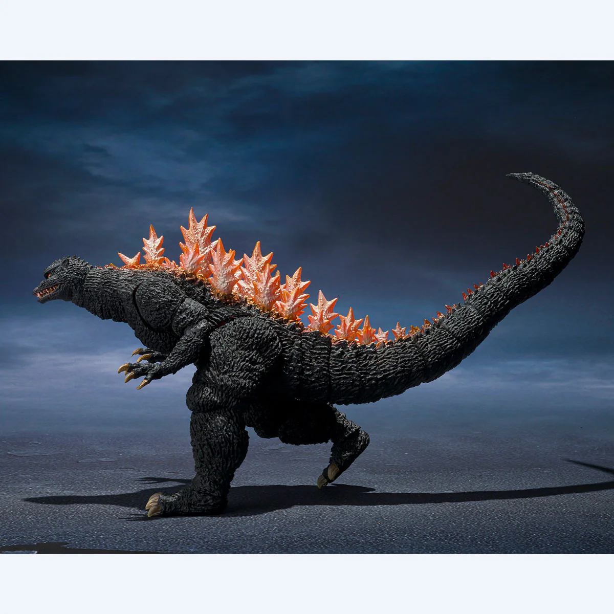 S.H.MonsterArts Figure Godzilla (2004) Heat Ray Ver. VS New Gotengo - Image 5