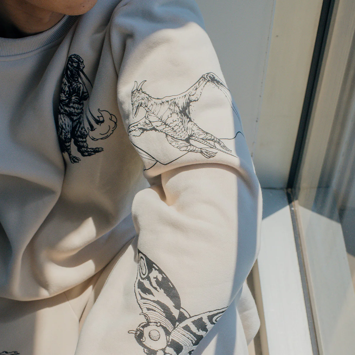 Godzilla Kaiju Print Sweatshirt - Cream - Image 6