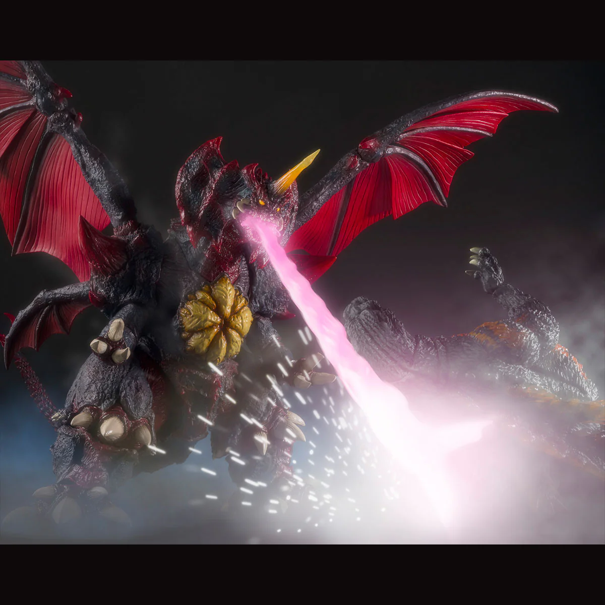 S.H.MonsterArts Godzilla vs. Destoroyah (1995) Destoroyah Perfect Tokyo Waterfront New City Battle Ver. Action Figure - Image 9