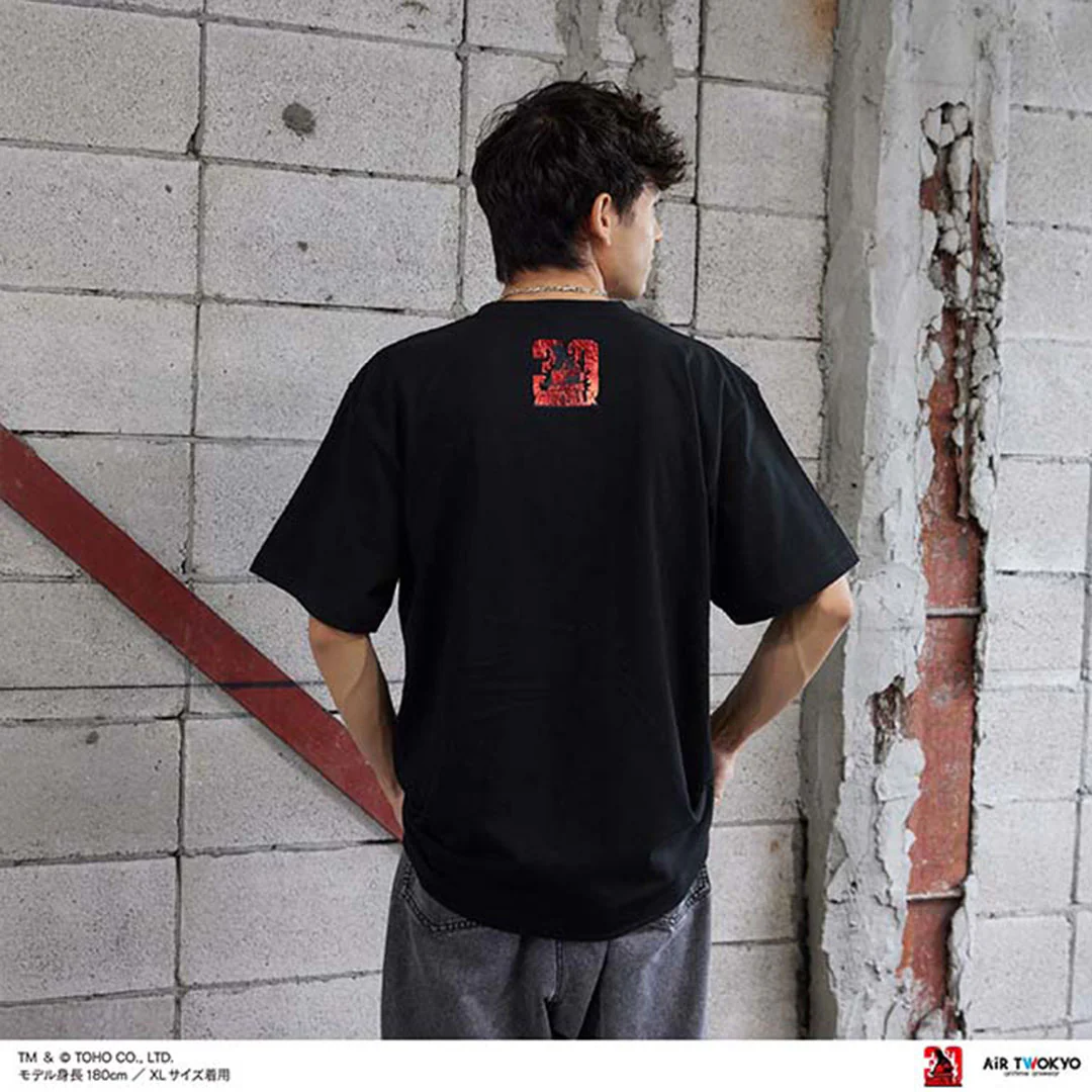 Godzilla vs. Destoroyah 30th Anniversary Scene Illustration T-Shirt 4 (Godzilla Jr.) Black - Image 5