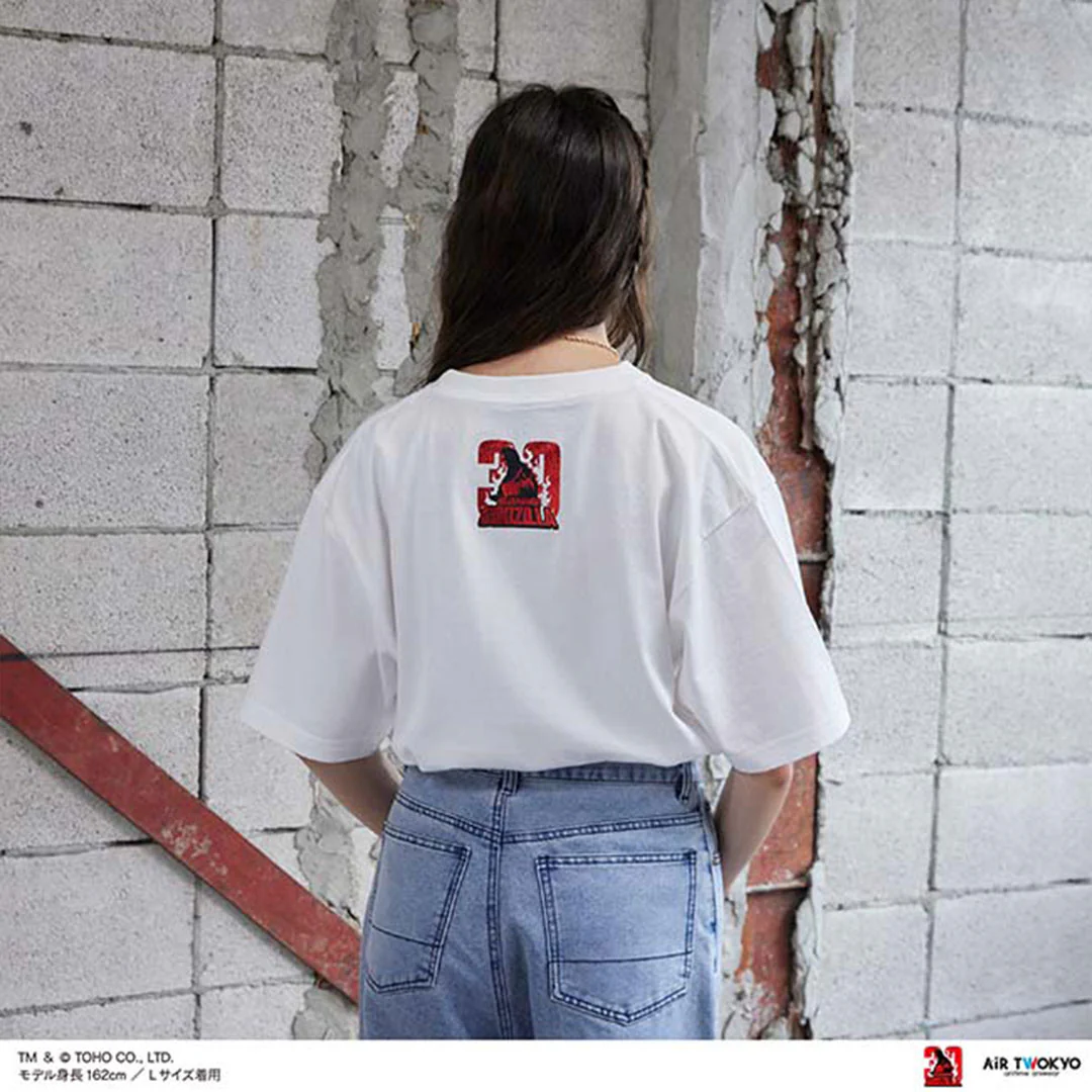 Godzilla vs. Destoroyah 30th Anniversary Scene Illustration T-Shirt 4 (Godzilla Jr.) White - Image 5