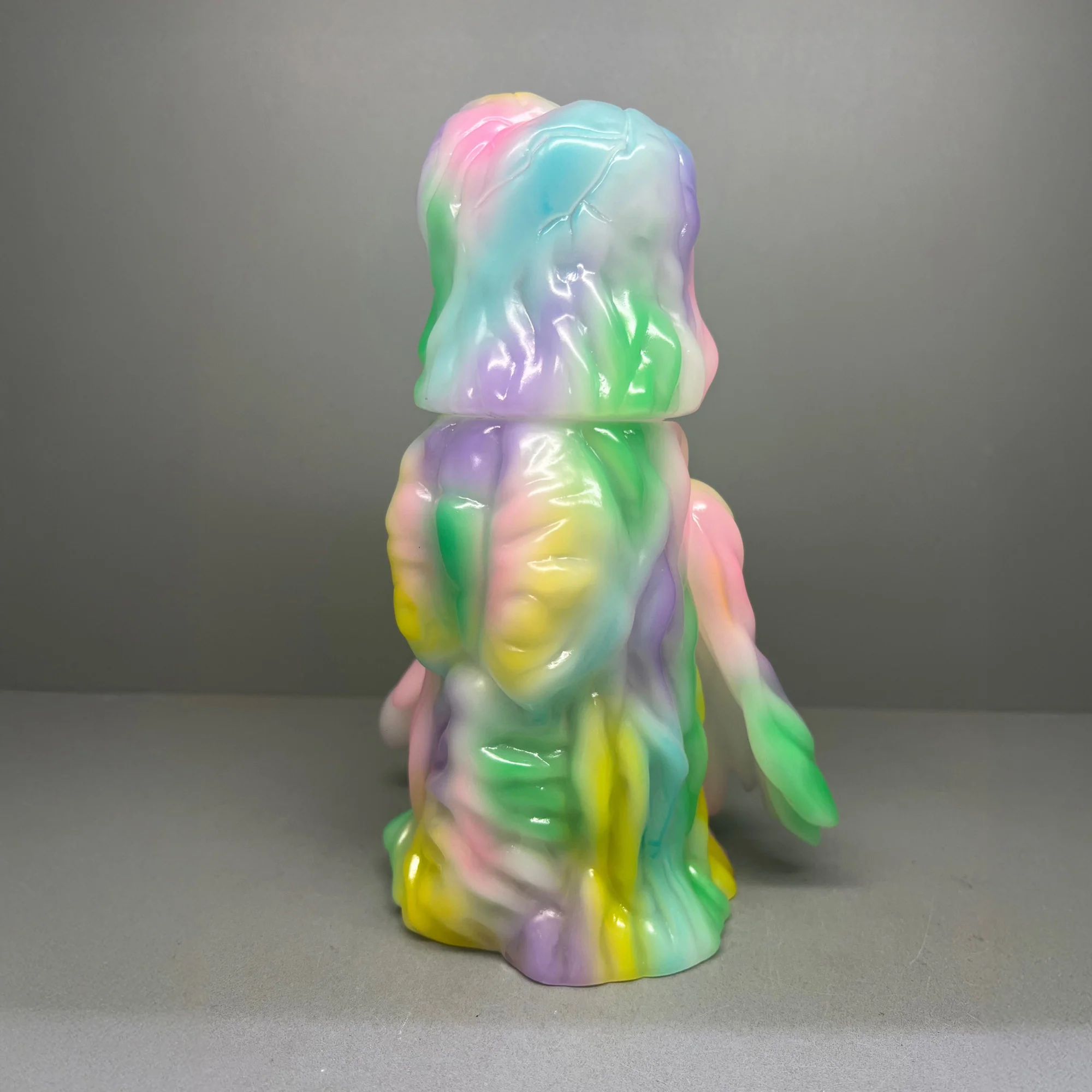 Soft Vinylife Hedorah Candy Case Cotton Candy Variant - Image 6