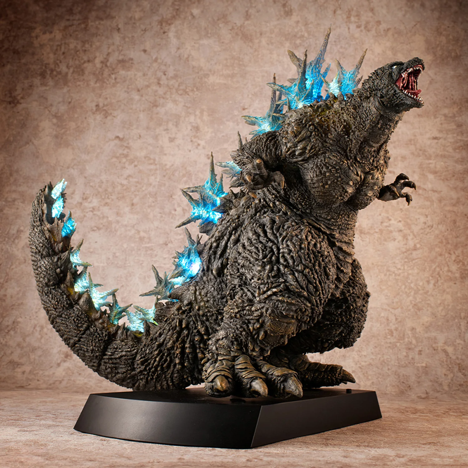 UA Monsters Godzilla Minus One (2023) Image Color of Attacking Ginza Ver. W/ LED & Sound - Image 7